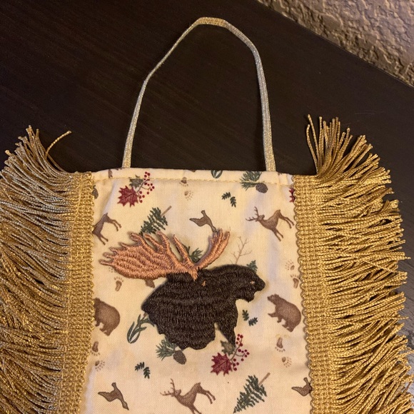 Moose wilderness toilet paper holder - Picture 2 of 6